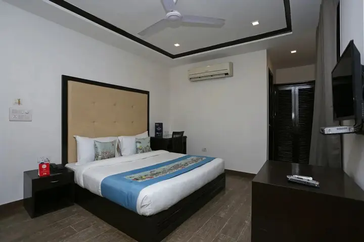 Нью-Дели: Hotel Veer Palace