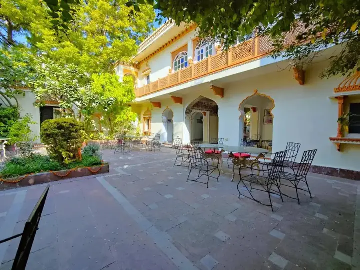 Кота: Palkiya Haveli - A Heritage Home