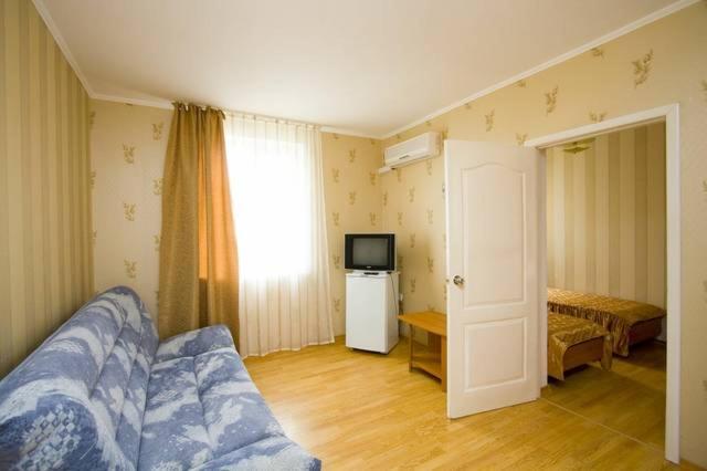 Анапа: Guest House Liliya