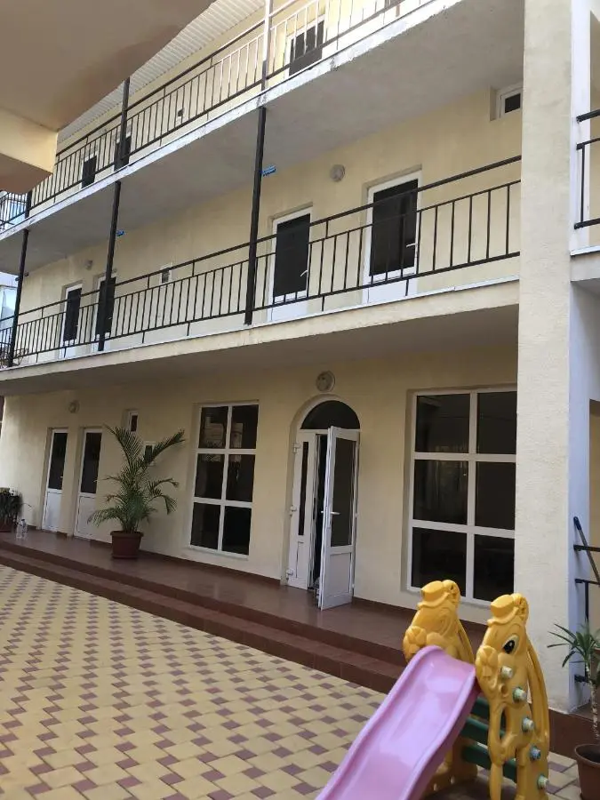 Анапа: Guest House Liliya