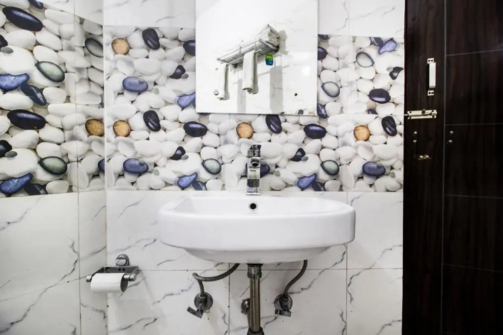 Агра: FabHotel Alpine