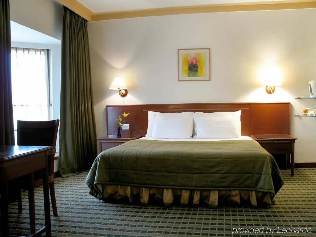 The Central Park Hotel — фото 1
