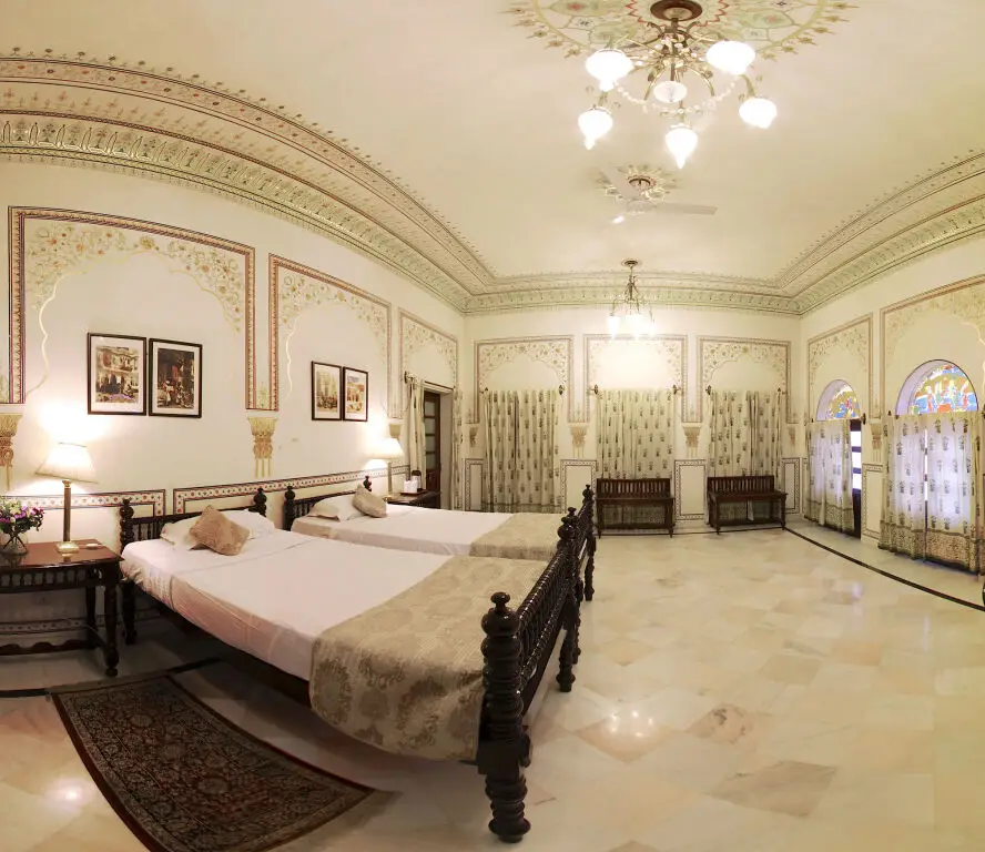 Джайпур: Alsisar Haveli - A Heritage Hotel
