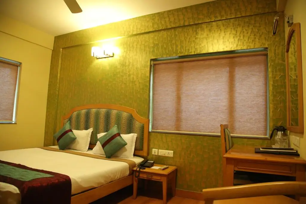 Hotel Sudesh Tower — фото 1