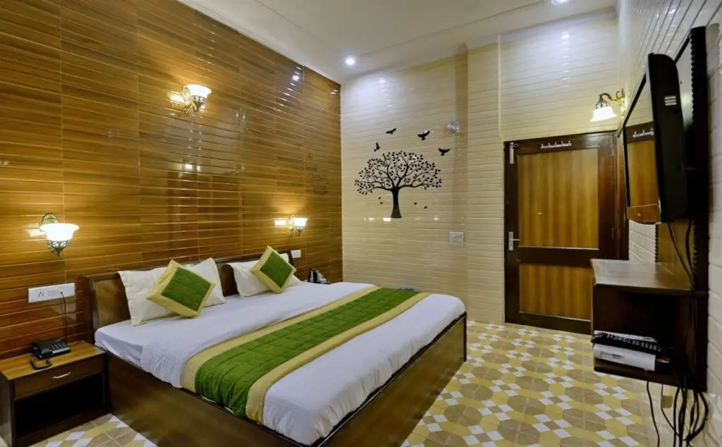 Амритсар: Hotel Holy City