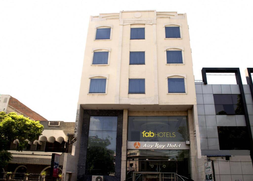 Aay Kay Hotel — фото 1