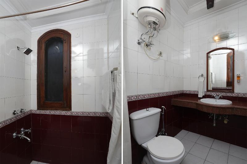 Нью-Дели: 12075 Hotel Regalia Retrea