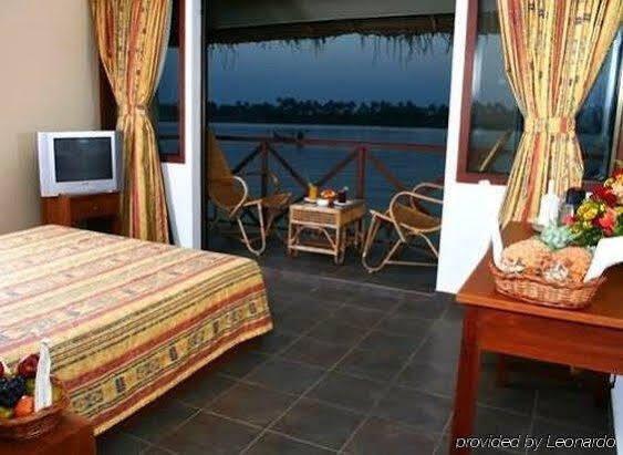 Emarald Island Floating Resort, Alleppey — фото 1