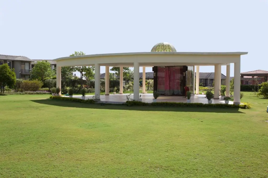 Бхаратпер: Shri Radha Brij Vasundhara Resort & Spa