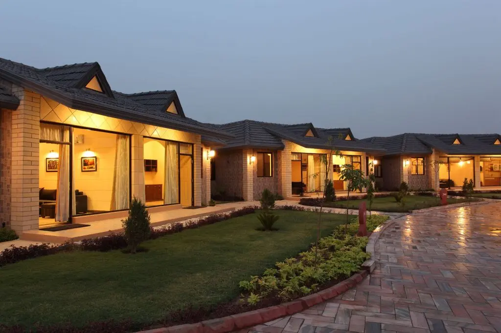 Бхаратпер: Shri Radha Brij Vasundhara Resort & Spa