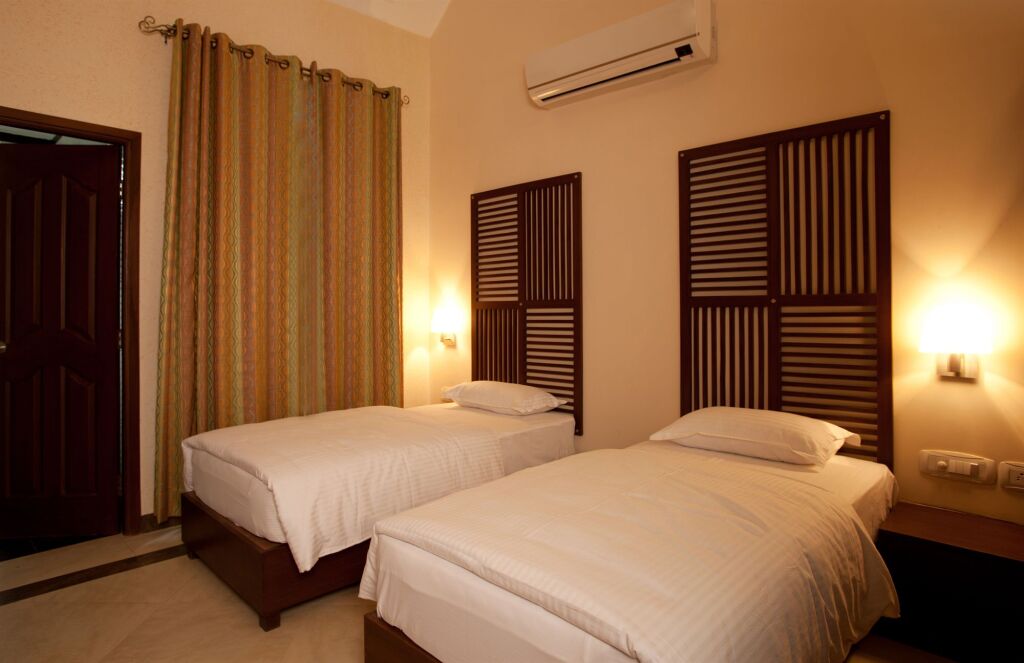 Бхаратпер: Shri Radha Brij Vasundhara Resort & Spa