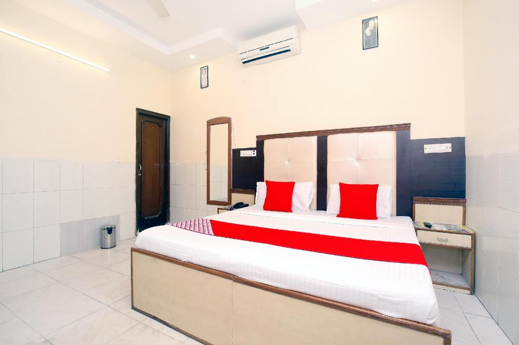 Чандигарх: Hotel Surya Palace