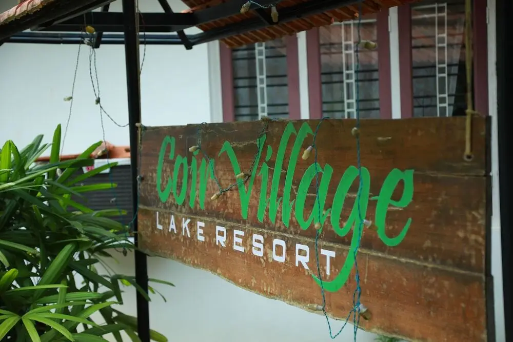 Cheppad: Ayurrathna Coir Village Lake Resort Alleppey