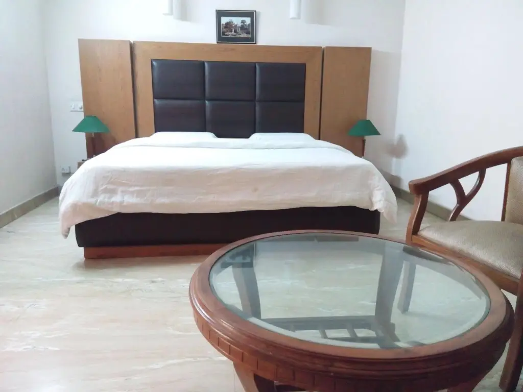 Гуруграм: Hotel Queens Residency