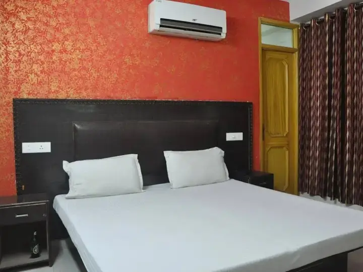 Чандигарх: Hotel Grand Plaza