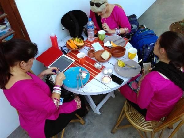 Коччи: Tag Und Nacht