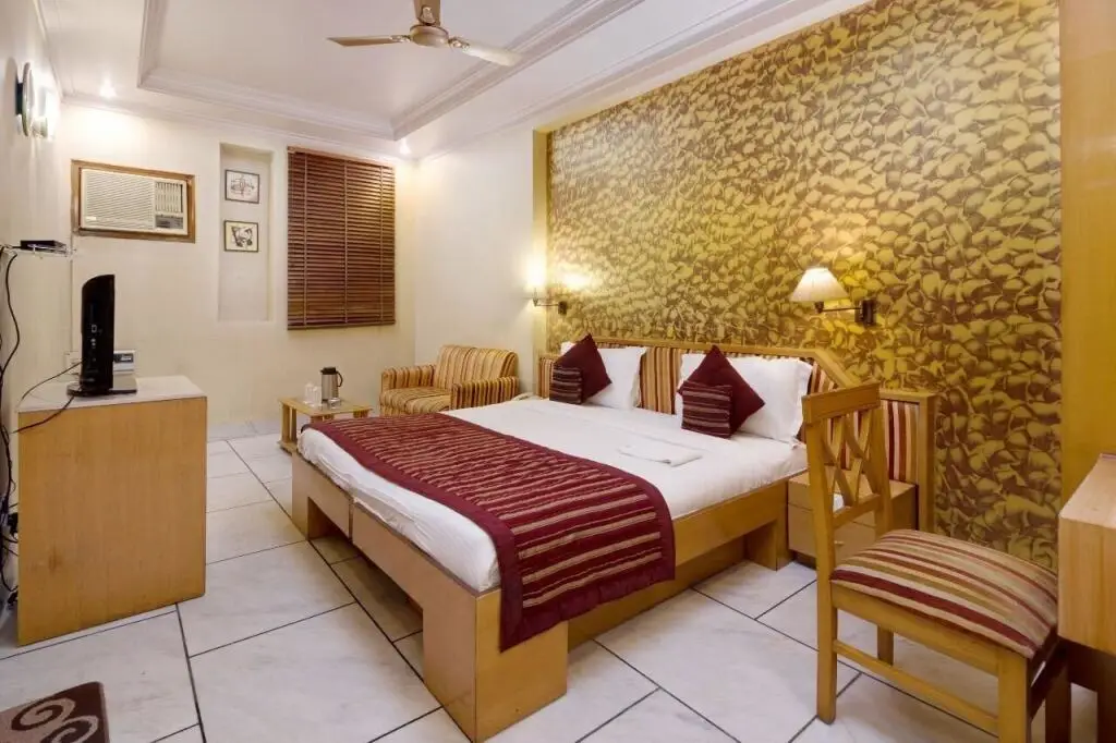 Нью-Дели: Hotel Singh International