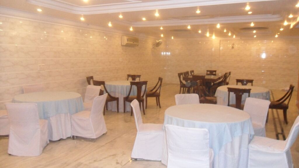 Нью-Дели: Hotel Singh International