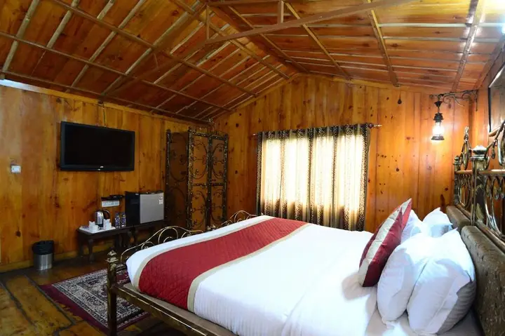 Джайпур: The Heritage Village Resort and Spa