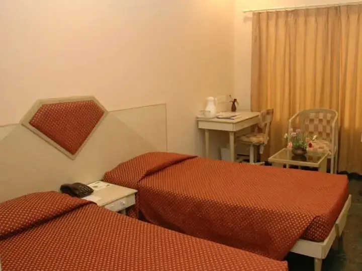 Дехрадун: Hotel Annex