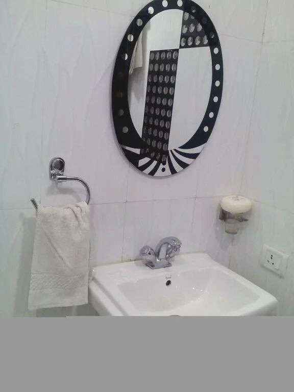Колката: Neeranand Dalhousie - Pure Vegetarian Hotel