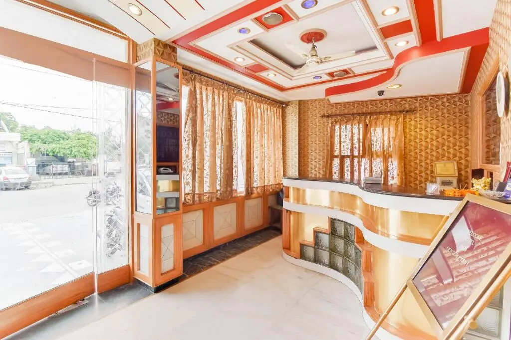 Джайпур: SPOT ON 3054 Hotel New Center Point