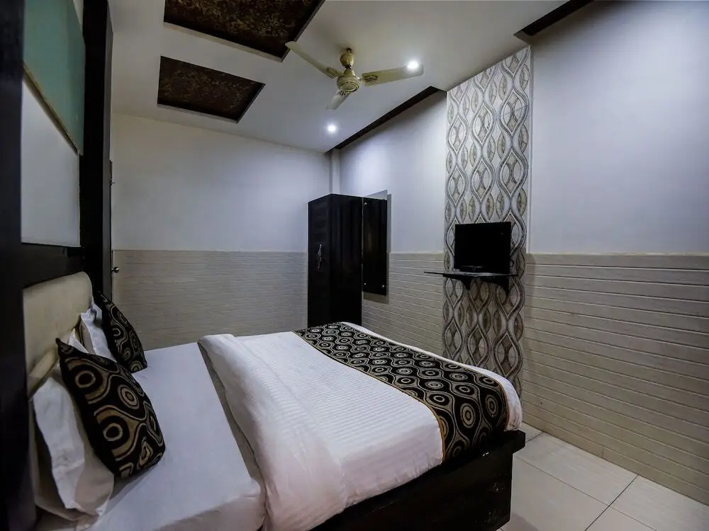 Агра: OYO 15769 Hotel Alpine Inn