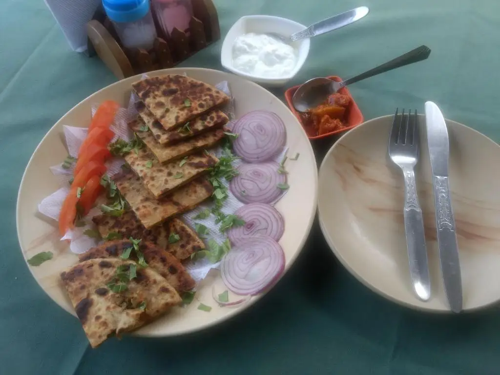 Колката: Hotel Bhammar's Inn- A Pure Veg