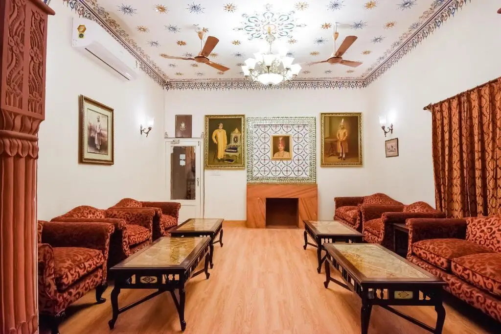 Джайпур: Mahal  Khandela