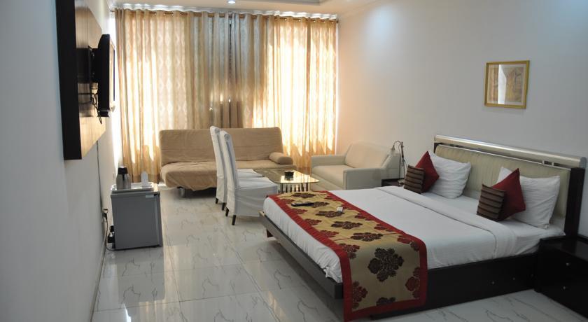 Гуруграм: Kshitij Hotel Royale