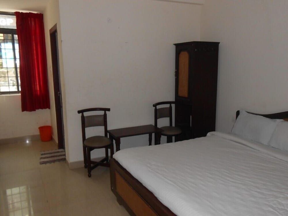 Кодайканал: RJ Inn Hotel