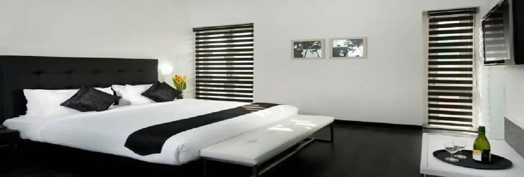 Колката: Sapphire Suites