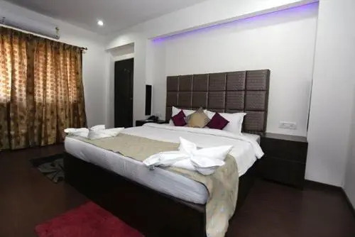 Шамшабад: Oyster Airport Hotel