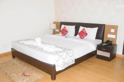 Шамшабад: Oyster Airport Hotel
