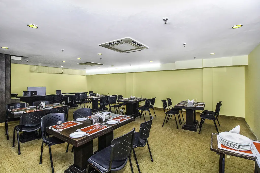 Нью-Дели: FabHotel Aashraye