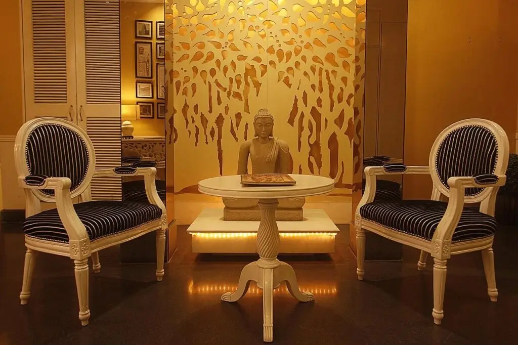 Мумбаи: Hotel Ajanta Juhu near Juhu Beach