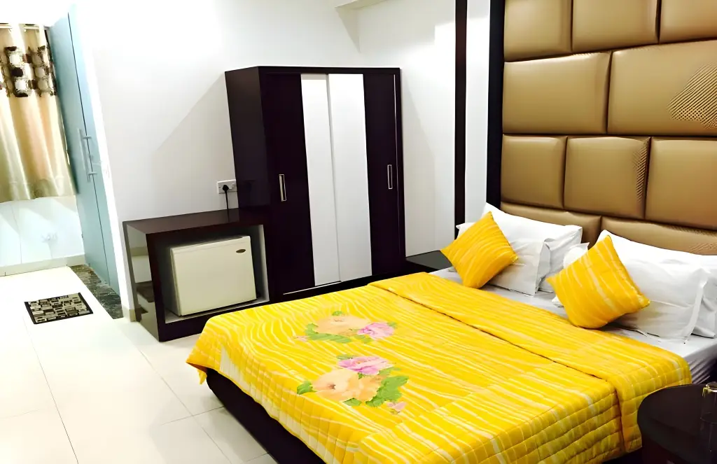 Нью-Дели: Hotel Sun International