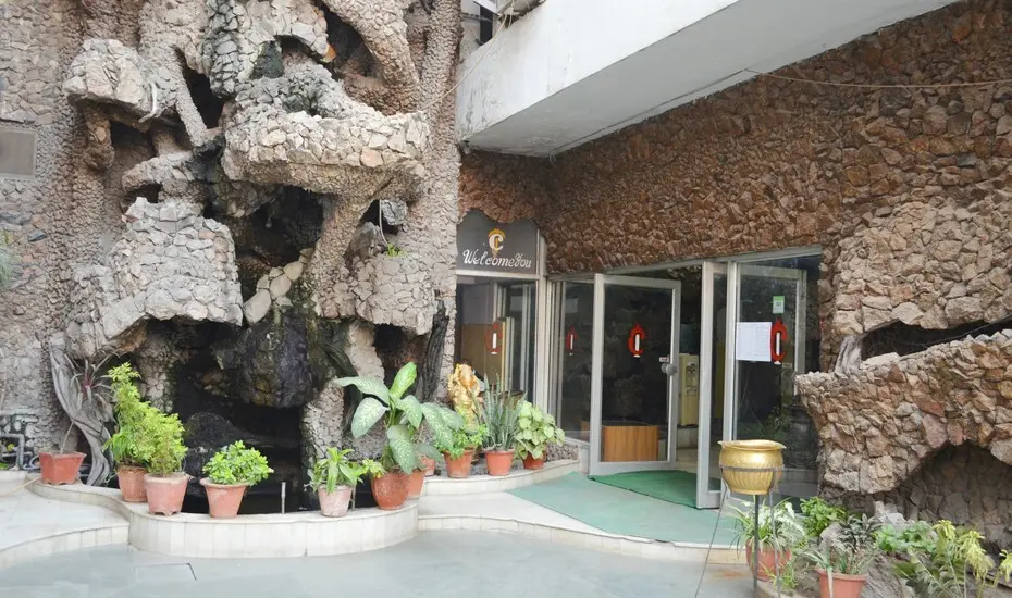 Лакхнау: Hotel Charans International