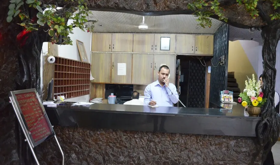 Лакхнау: Hotel Charans International
