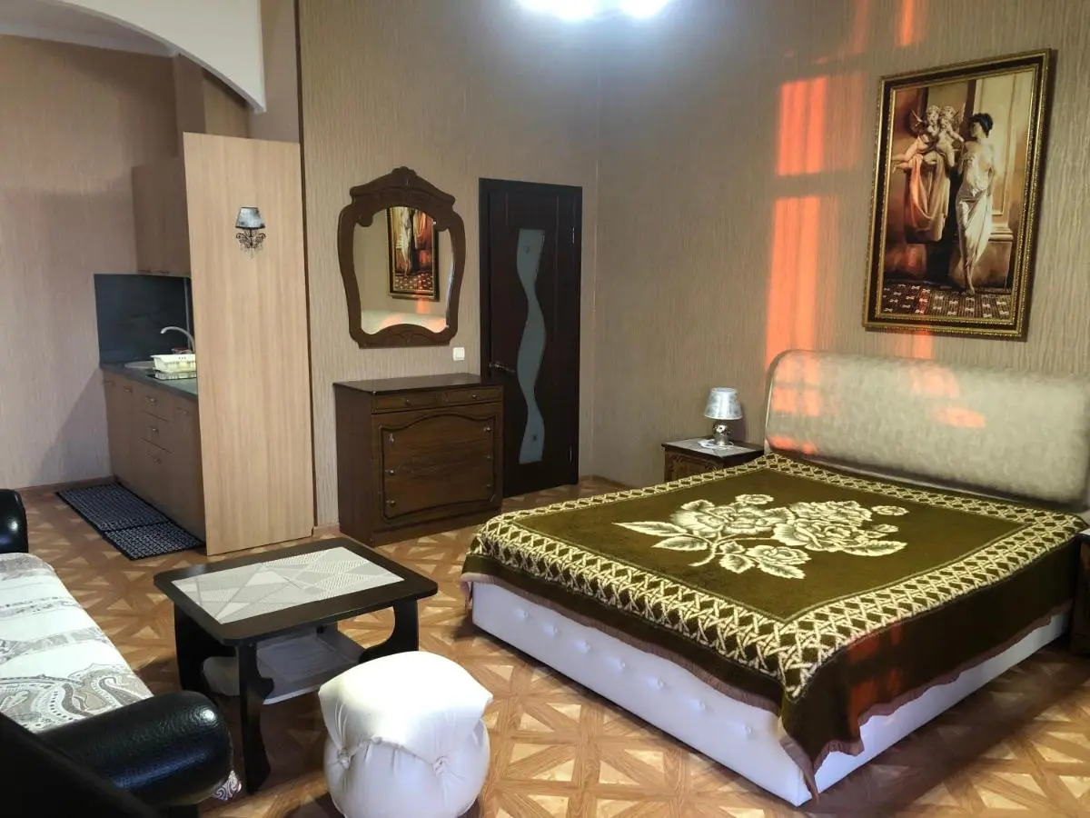 Адлер: Art Home