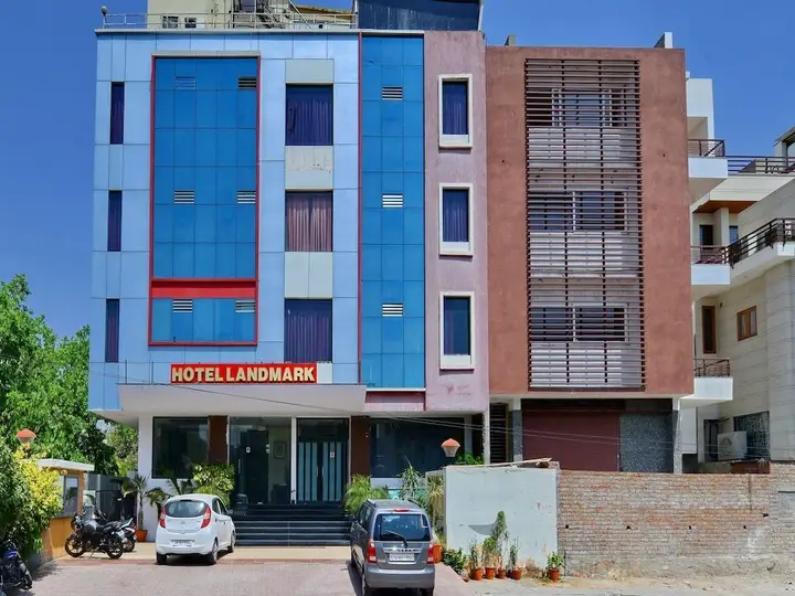 Джайпур: Landmark Hotel near Airport