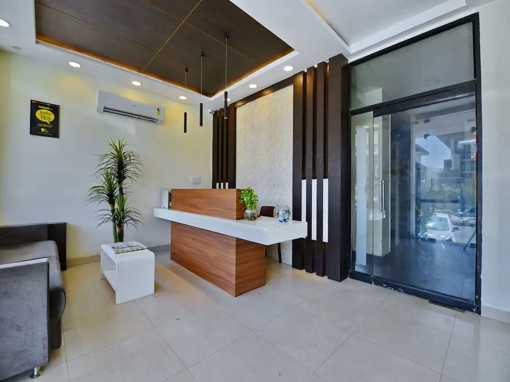 Джайпур: Landmark Hotel near Airport