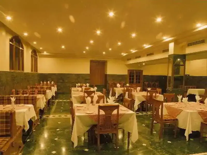 Биканер: Hotel Raj Vilas Place