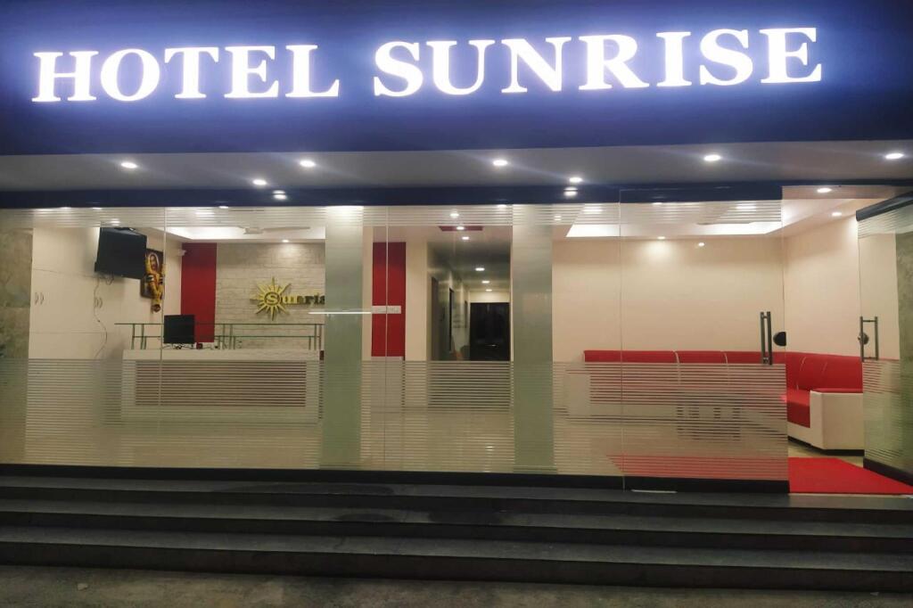 Hotel Sunrise — фото 1