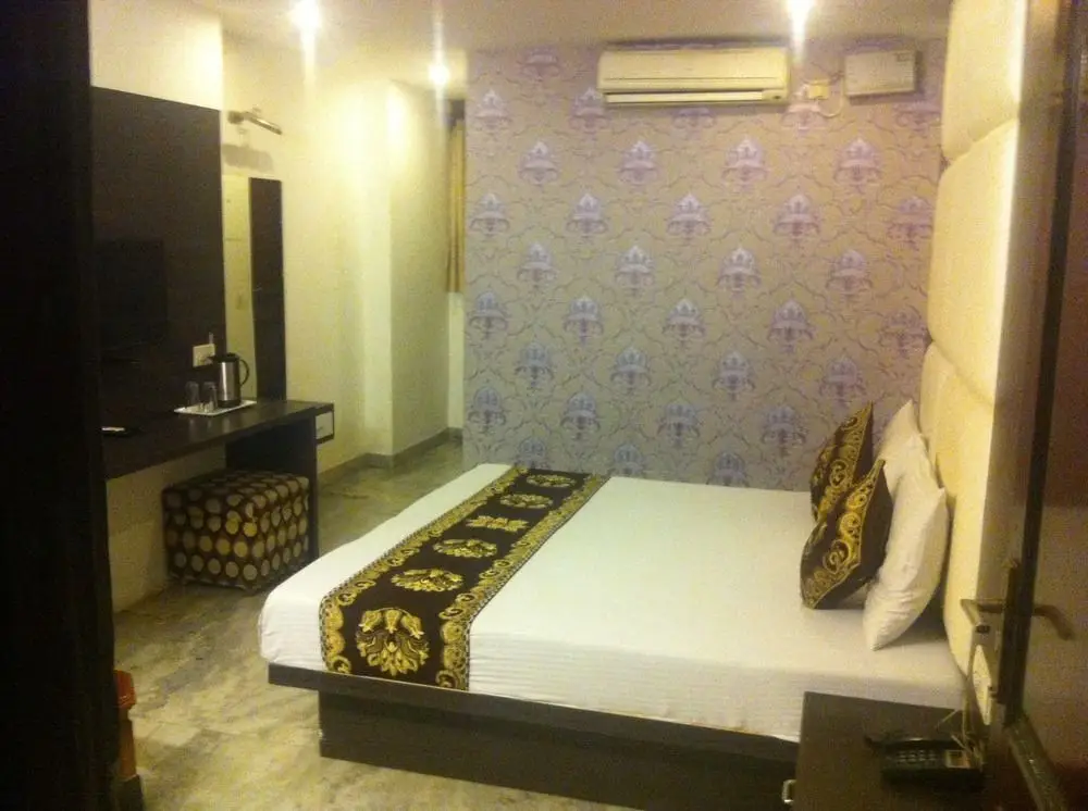 Нью-Дели: Hotel Karat 87 Inn