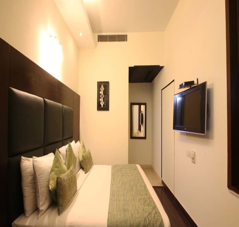 Нью-Дели: JHT Hotels