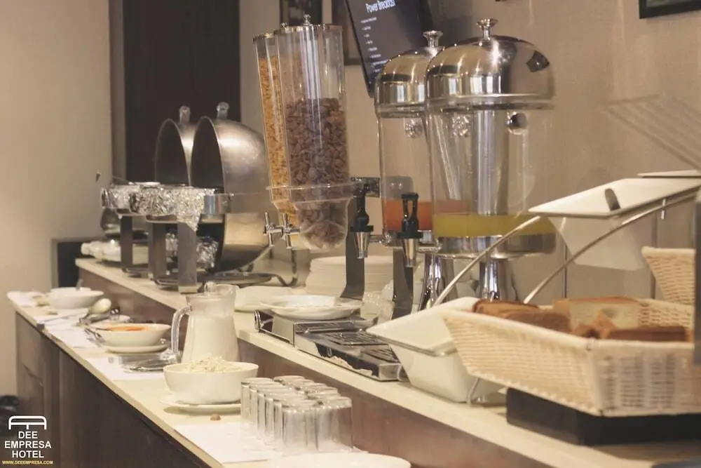 Колката: Dee Empresa Hotel