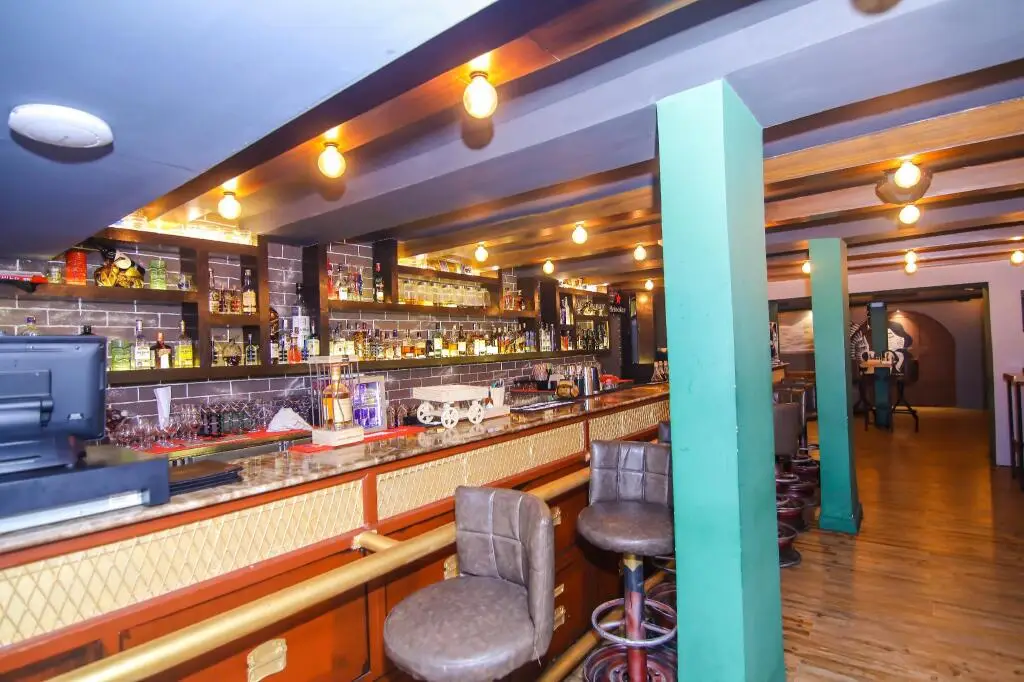 carousel image 4