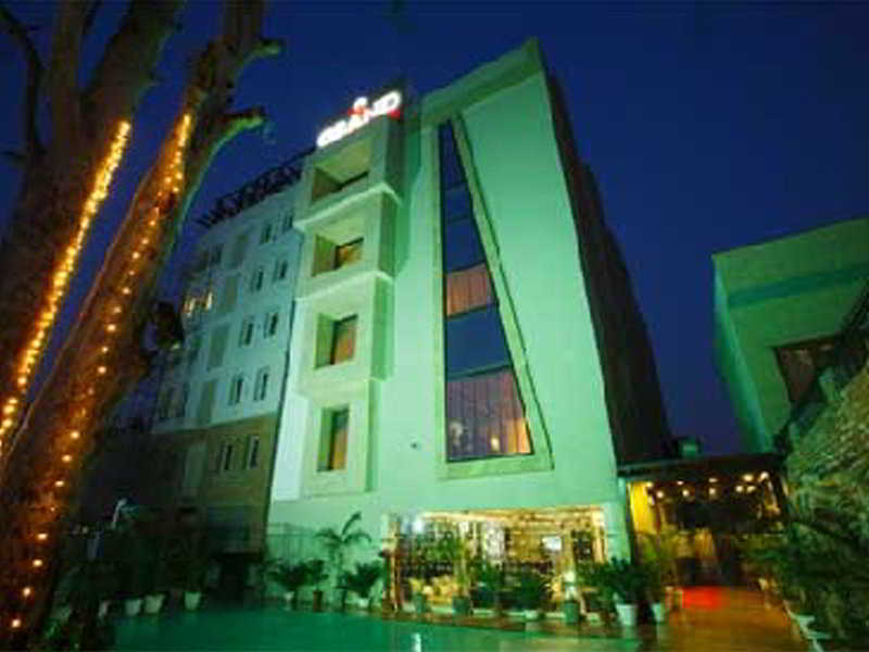 The Grand Hotel Bizzotel — фото 1