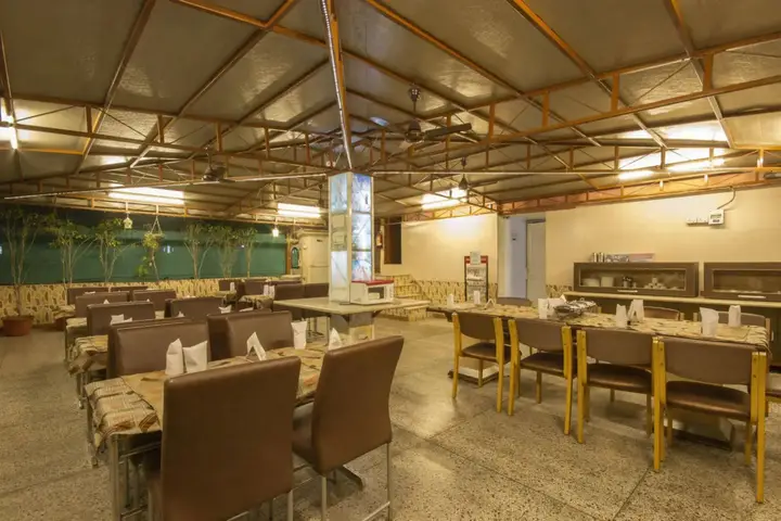 Нью-Дели: Hotel Grand Park Inn